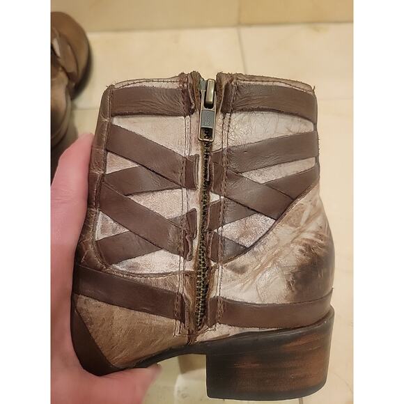 Freebird By Steven Sammi Brown Leather Ankle Boots Size 8 - Picture 8 of 14